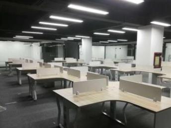 深圳辦公家具一站式采購(gòu) 廠家直銷辦公桌椅、電腦桌、經(jīng)理桌、老板桌及家居飾品